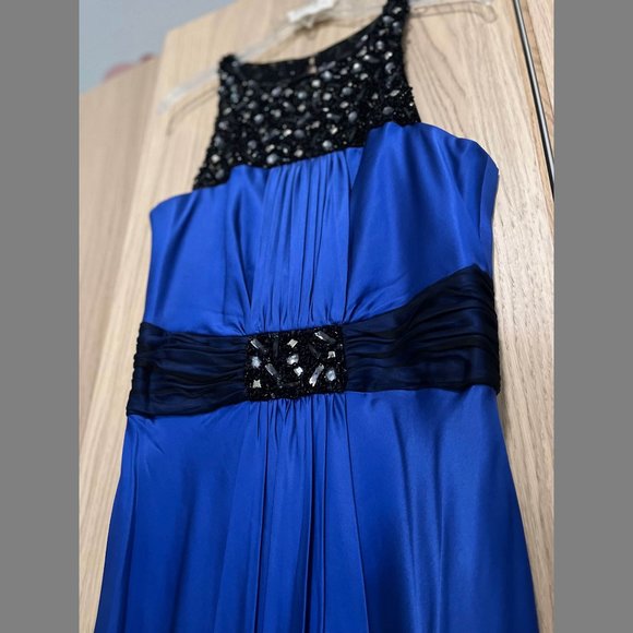 Marc Bouwer Royal Blue Floor-Length Gown with Bead Work - Picture 3 of 6